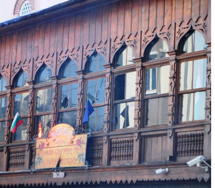 Football fan clubs in Plovdiv offer to pay for damage to Dzhumaya Mosque