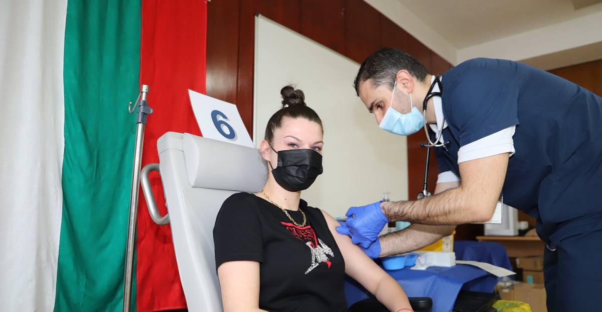 Yet another new single-day record for Covid-19 jabs in Bulgaria - Vimarsana News